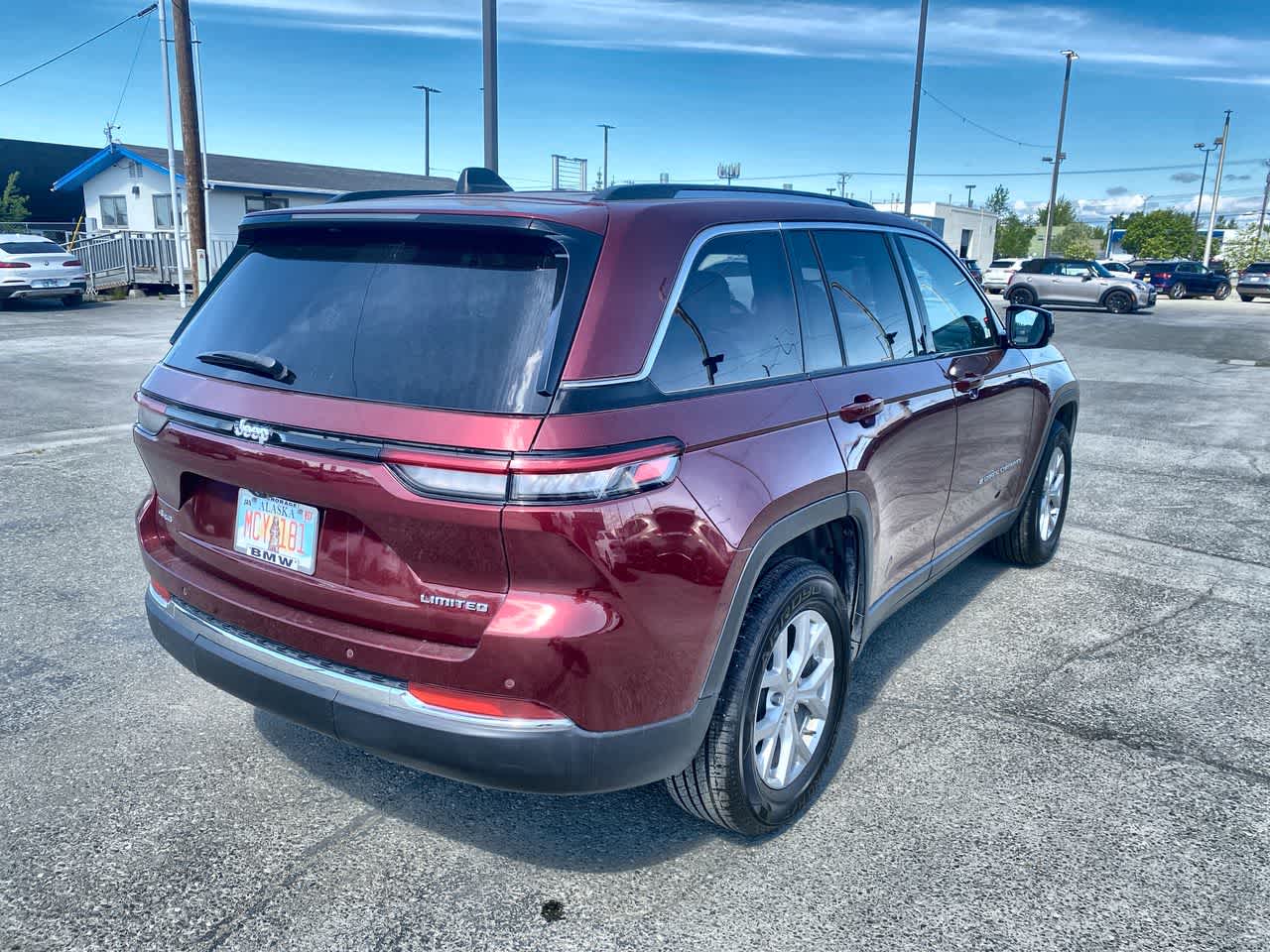 Thumbnail: 2024 Jeep Grand Cherokee - 28