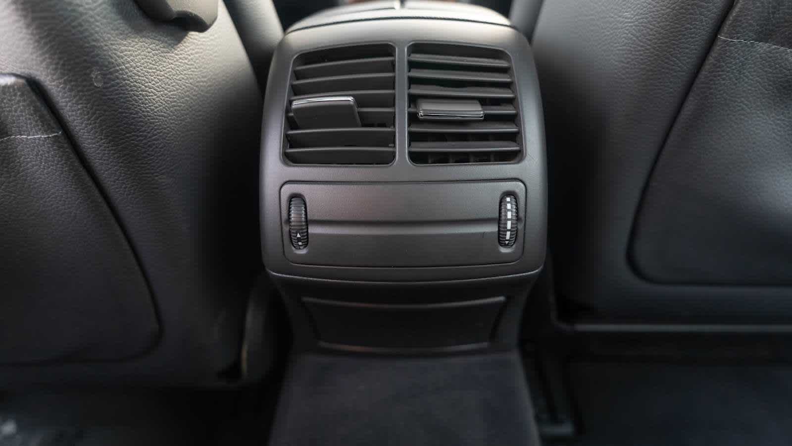 Thumbnail: 2004 Mercedes-Benz E-Class - 46