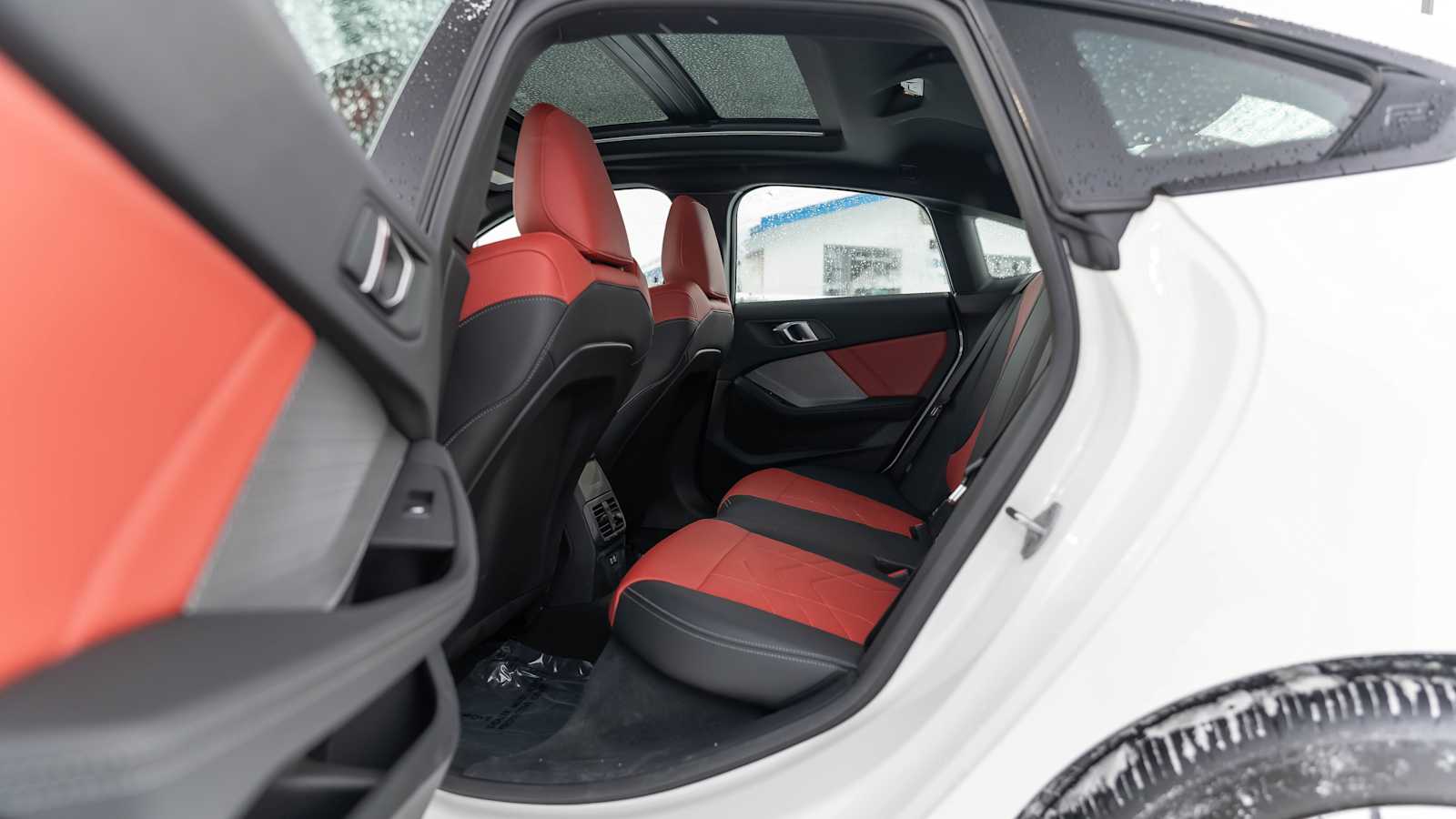 Thumbnail: 2025 BMW 2 Series - 23