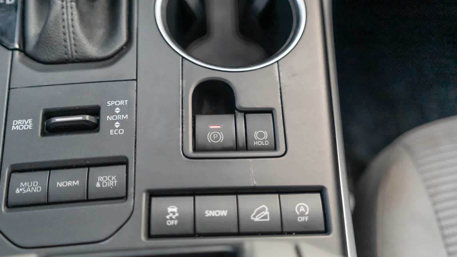 Thumbnail: 2022 Toyota Highlander - 38