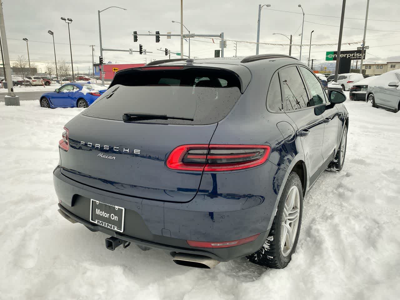Thumbnail: 2018 Porsche Macan - 22