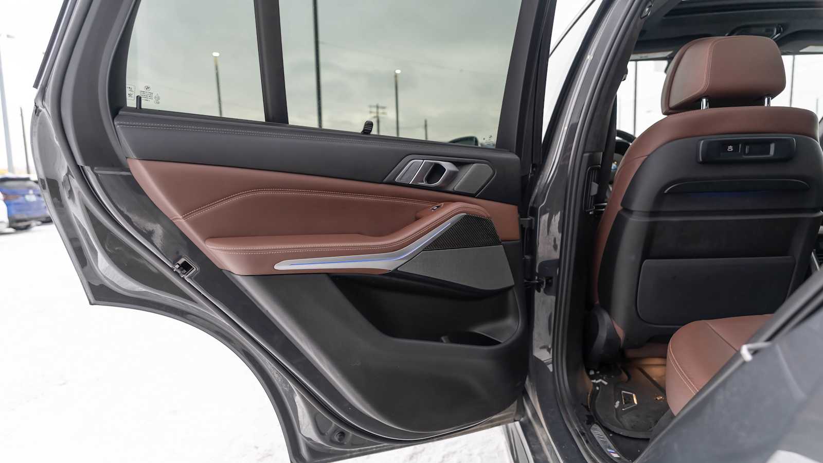 Thumbnail: 2021 BMW X5 - 43