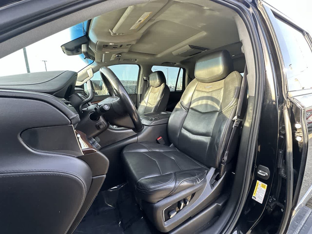 Used 2017 CADILLAC Escalade Premium Luxury SUV