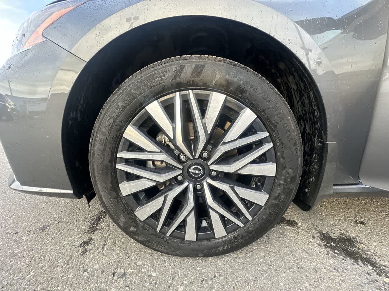 2024 Nissan Altima 2.5 SV photo 3