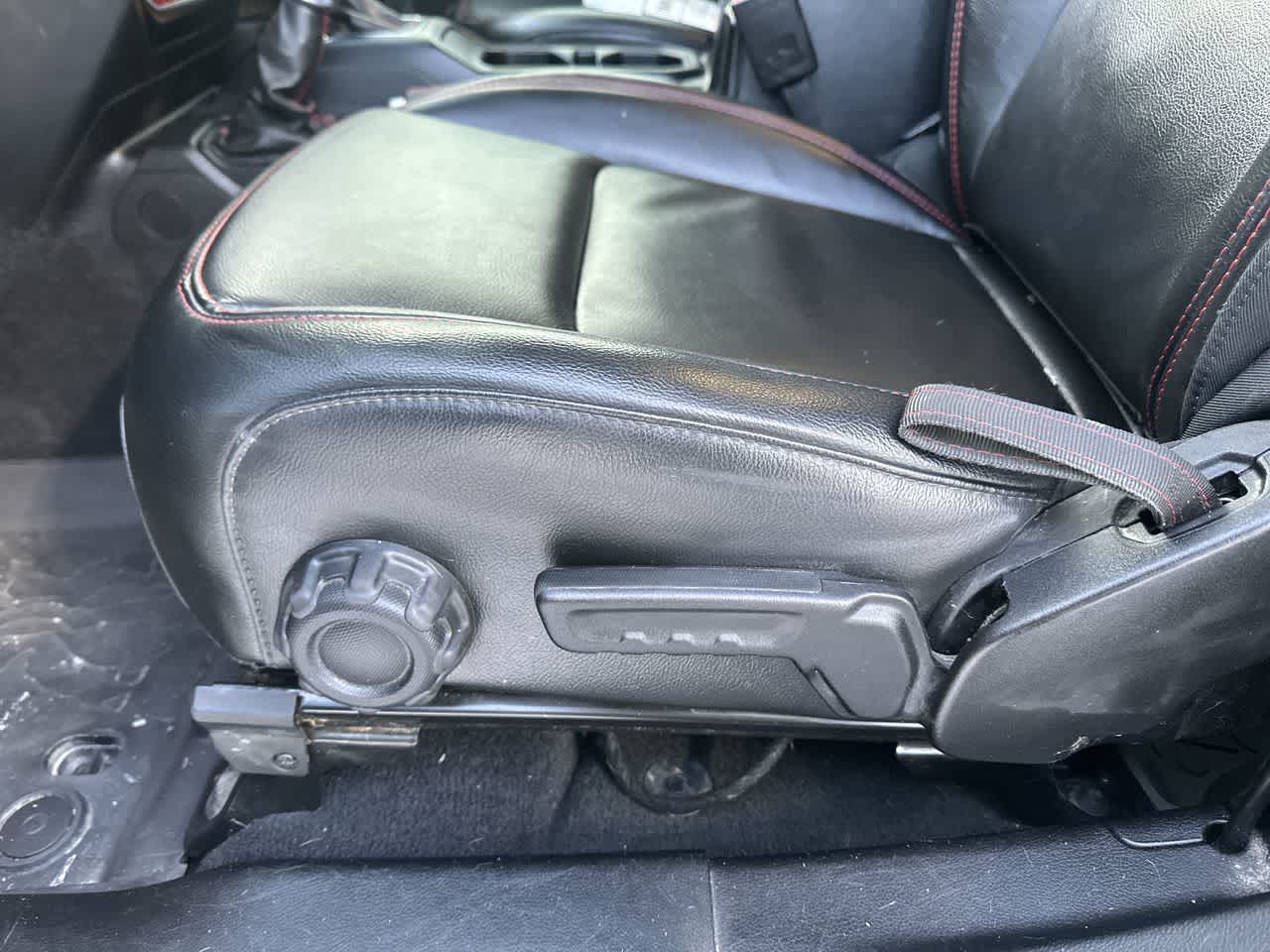 Thumbnail: 2022 Jeep Wrangler - 5