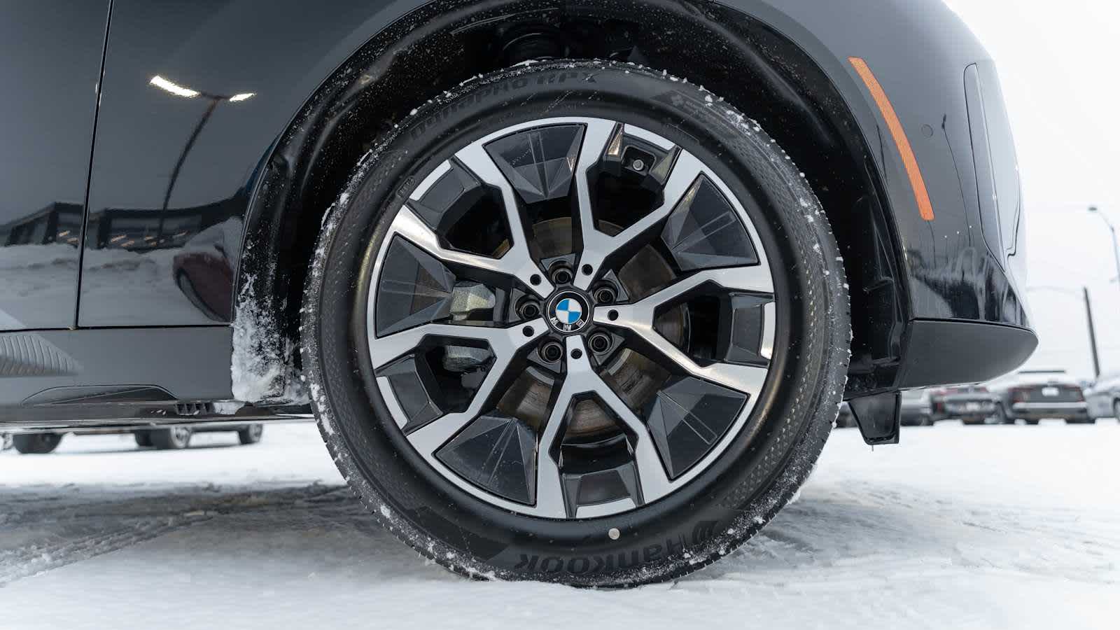 Thumbnail: 2026 BMW X3 - 12