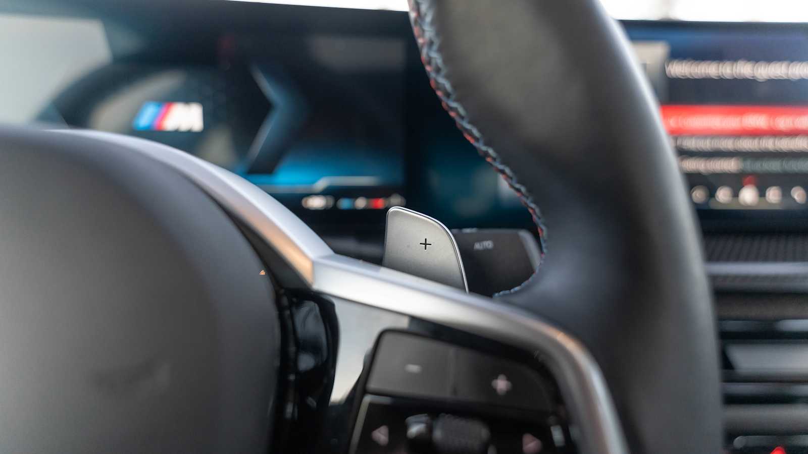 Thumbnail: 2025 BMW 3 Series - 44