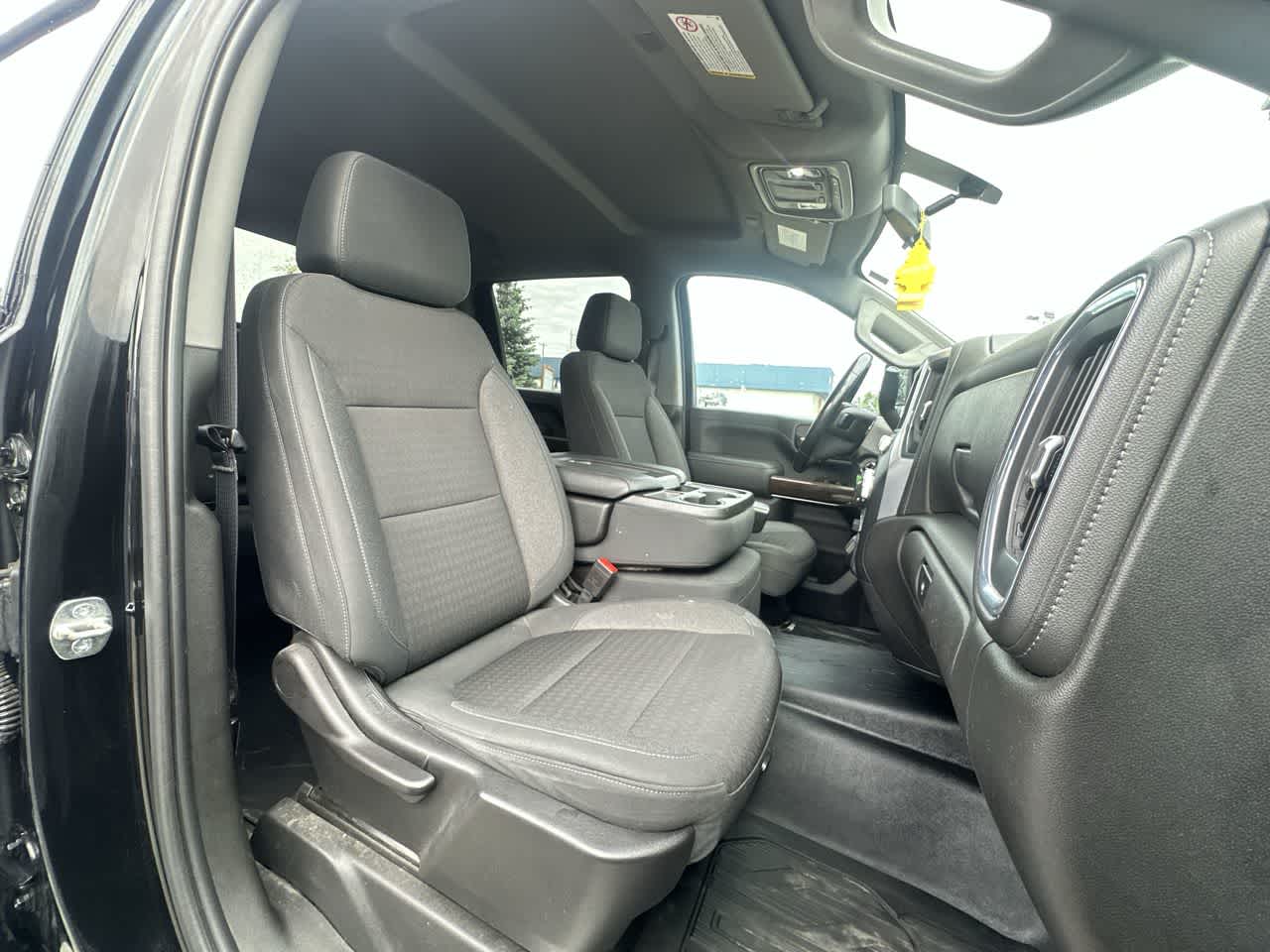 Thumbnail: 2021 GMC Sierra 2500 - 16
