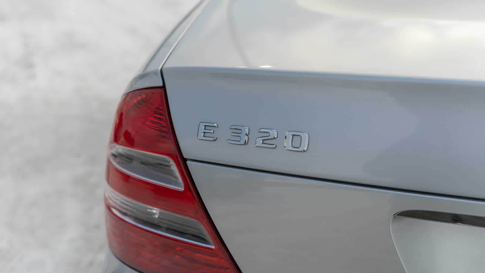 Thumbnail: 2004 Mercedes-Benz E-Class - 4