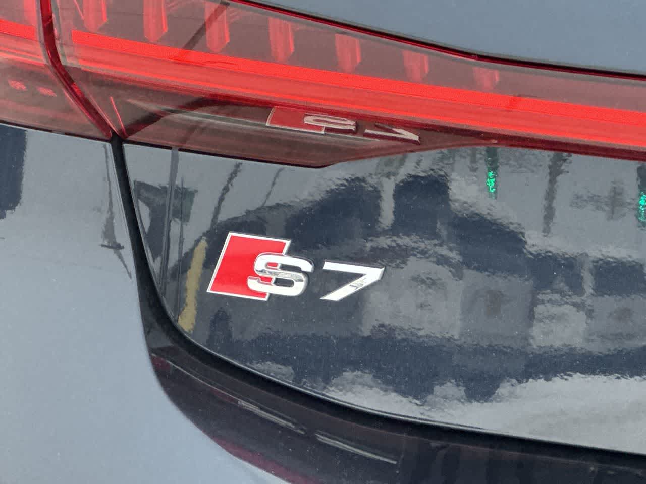 Thumbnail: 2023 Audi S7 - 23
