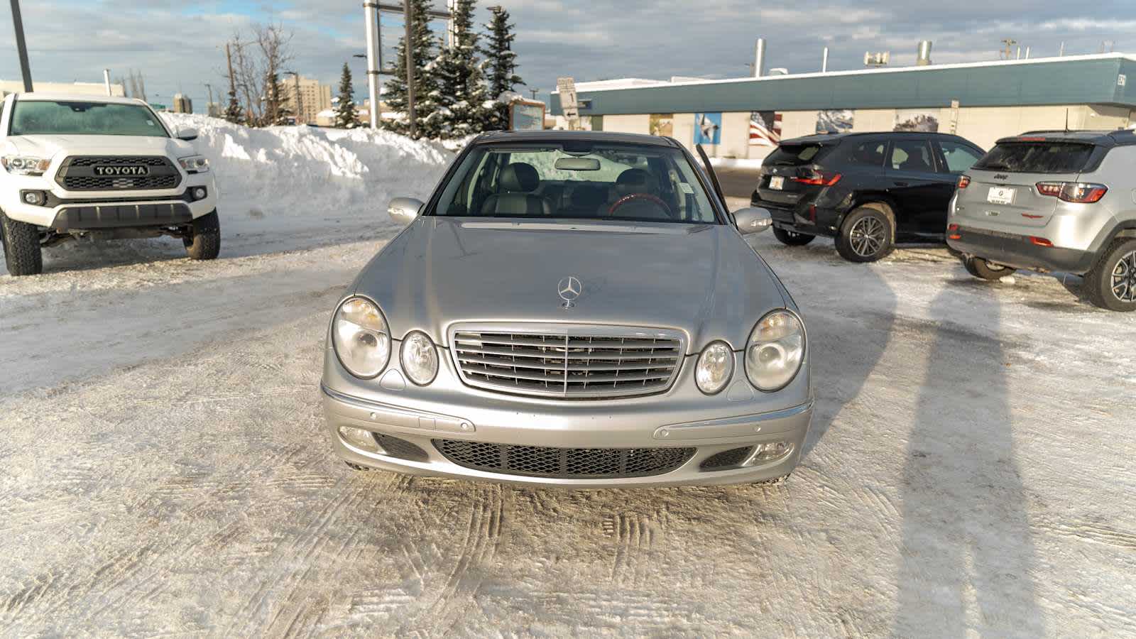 Thumbnail: 2004 Mercedes-Benz E-Class - 22