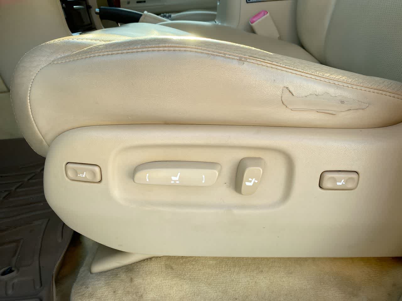 2010 Lexus LX 570 5