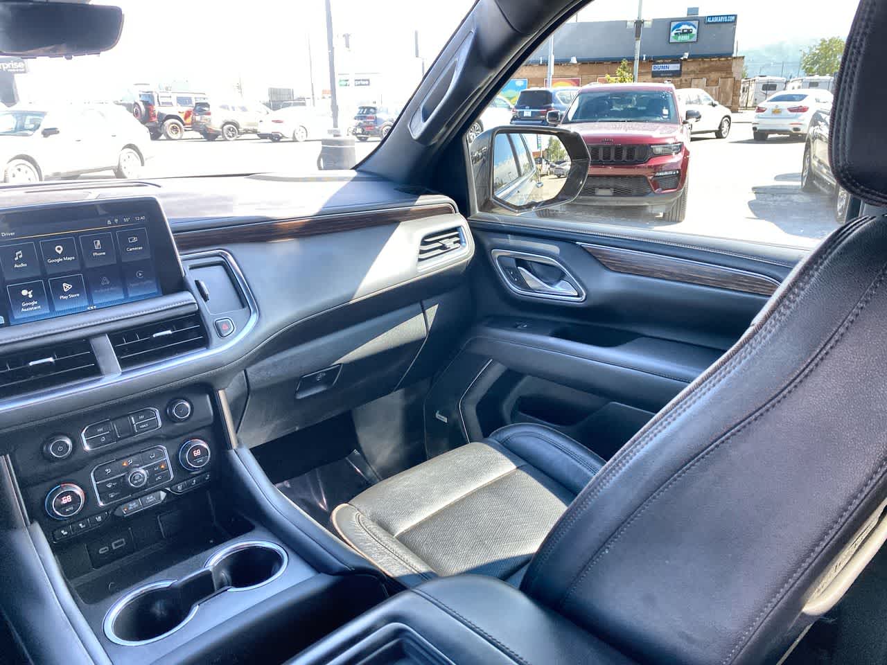 Thumbnail: 2023 Chevrolet Tahoe - 3