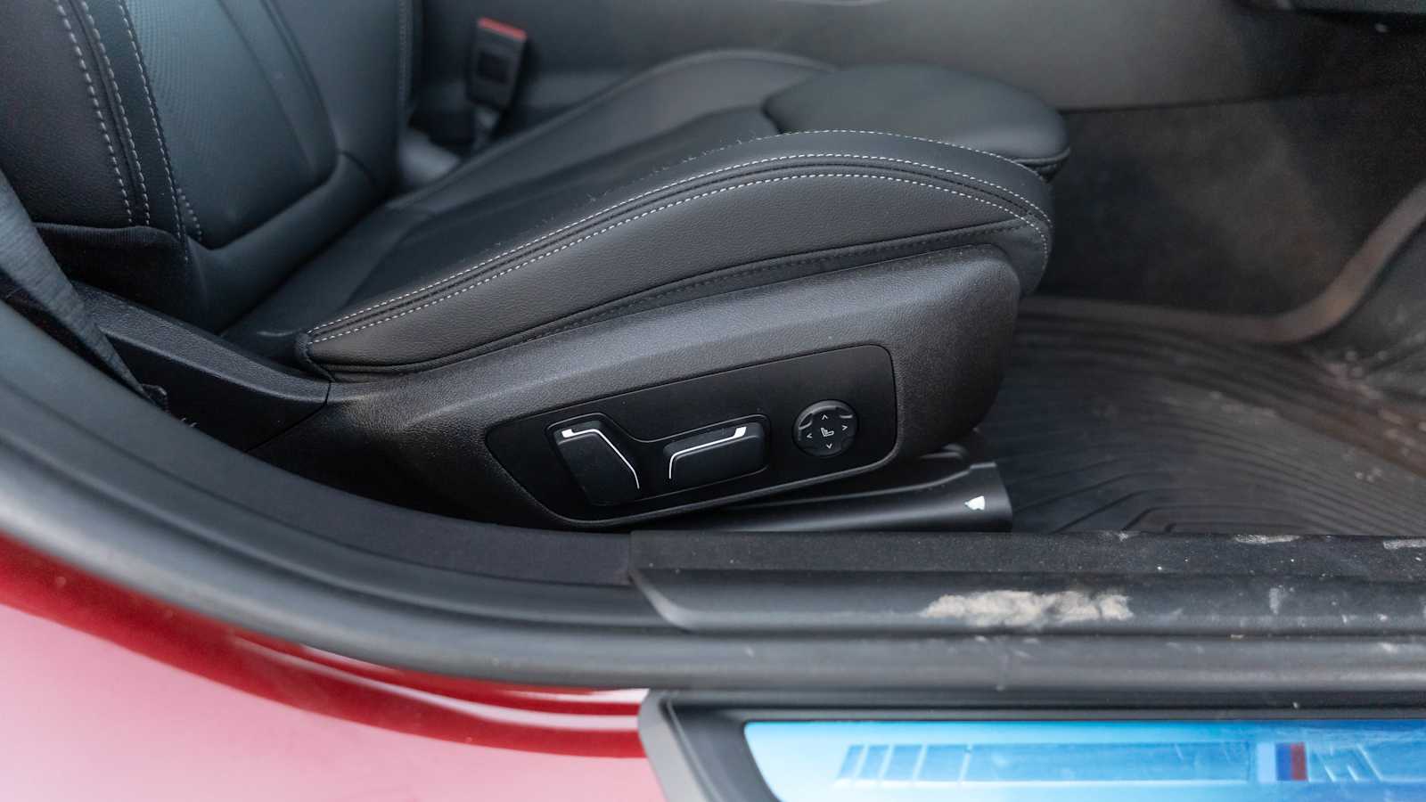 Thumbnail: 2025 BMW 3 Series - 16