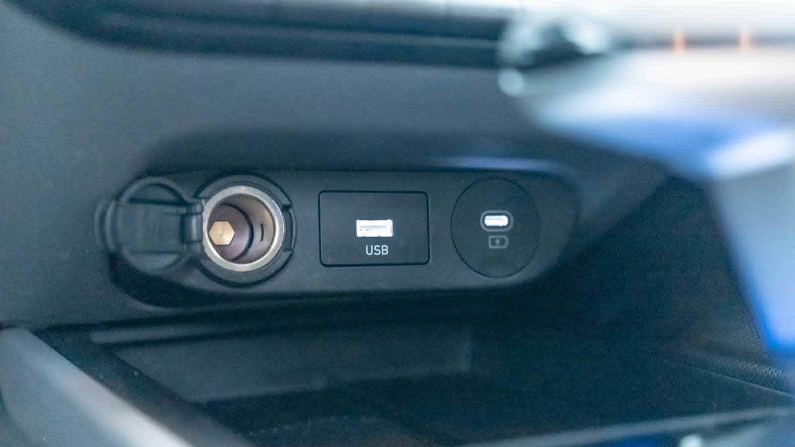 Thumbnail: 2024 Hyundai Elantra - 35