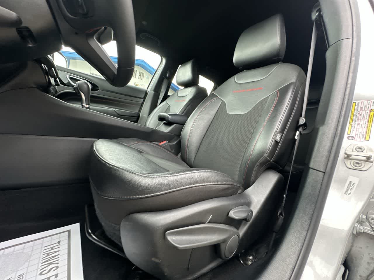 2024 Jeep Compass Trailhawk photo 4