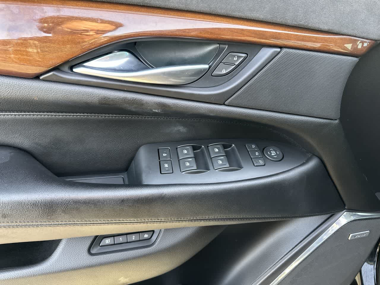 Thumbnail: 2017 Cadillac Escalade - 6