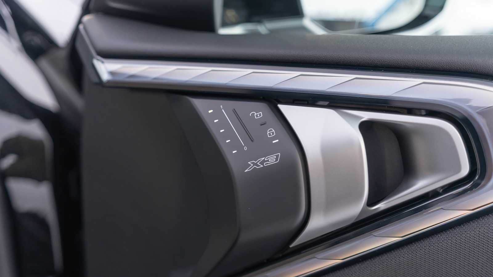 Thumbnail: 2026 BMW X3 - 17