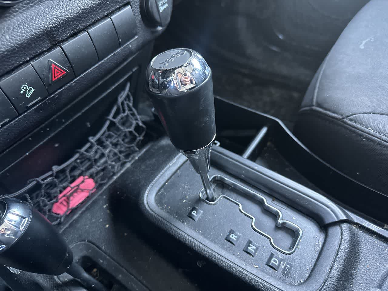 Thumbnail: 2016 Jeep Wrangler - 12