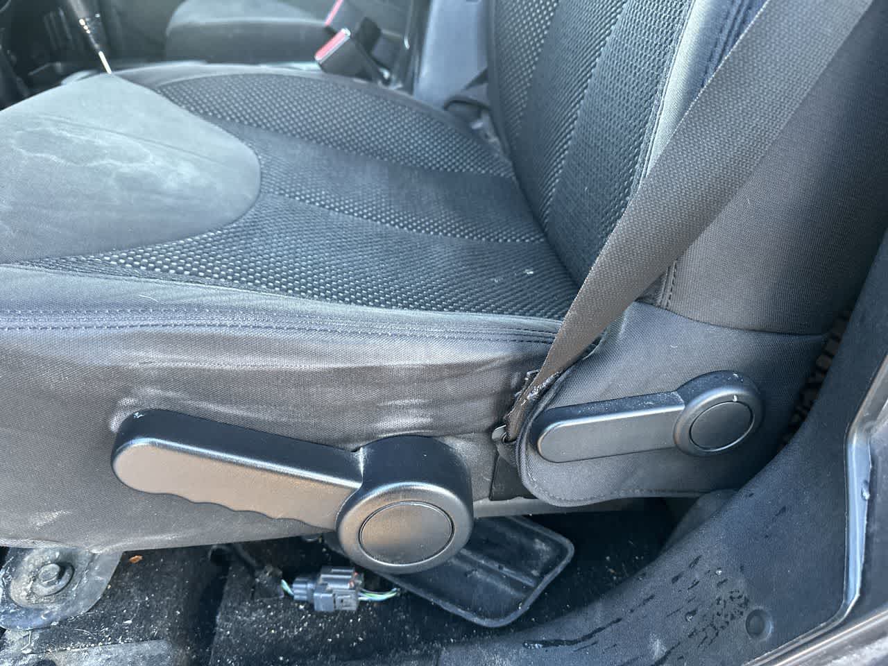 Thumbnail: 2016 Jeep Wrangler - 5