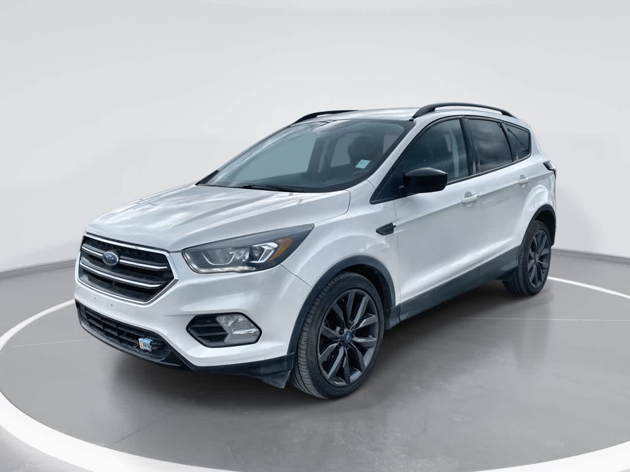 Thumbnail: 2017 Ford Escape - 1