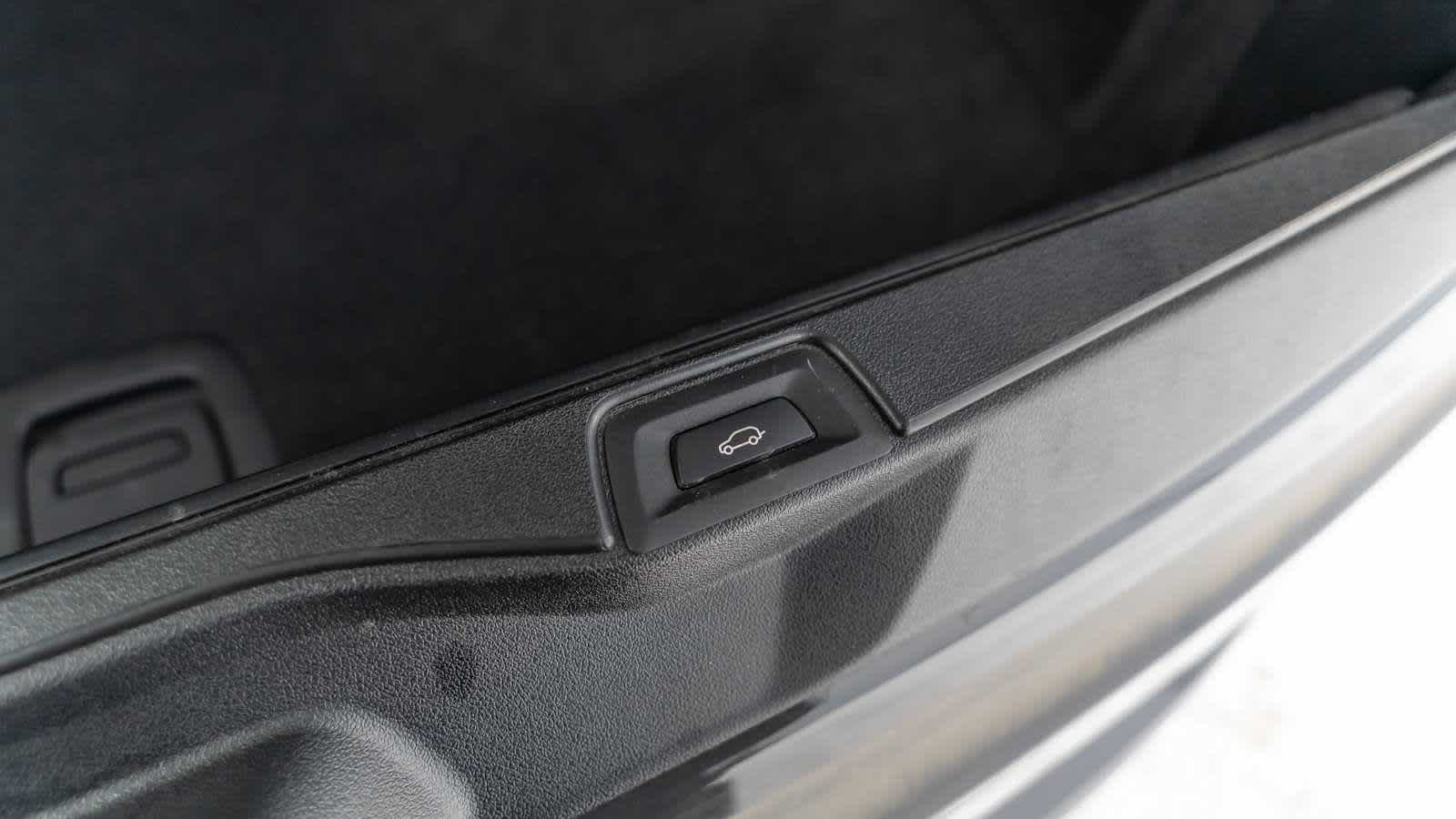 Thumbnail: 2021 BMW X5 - 19