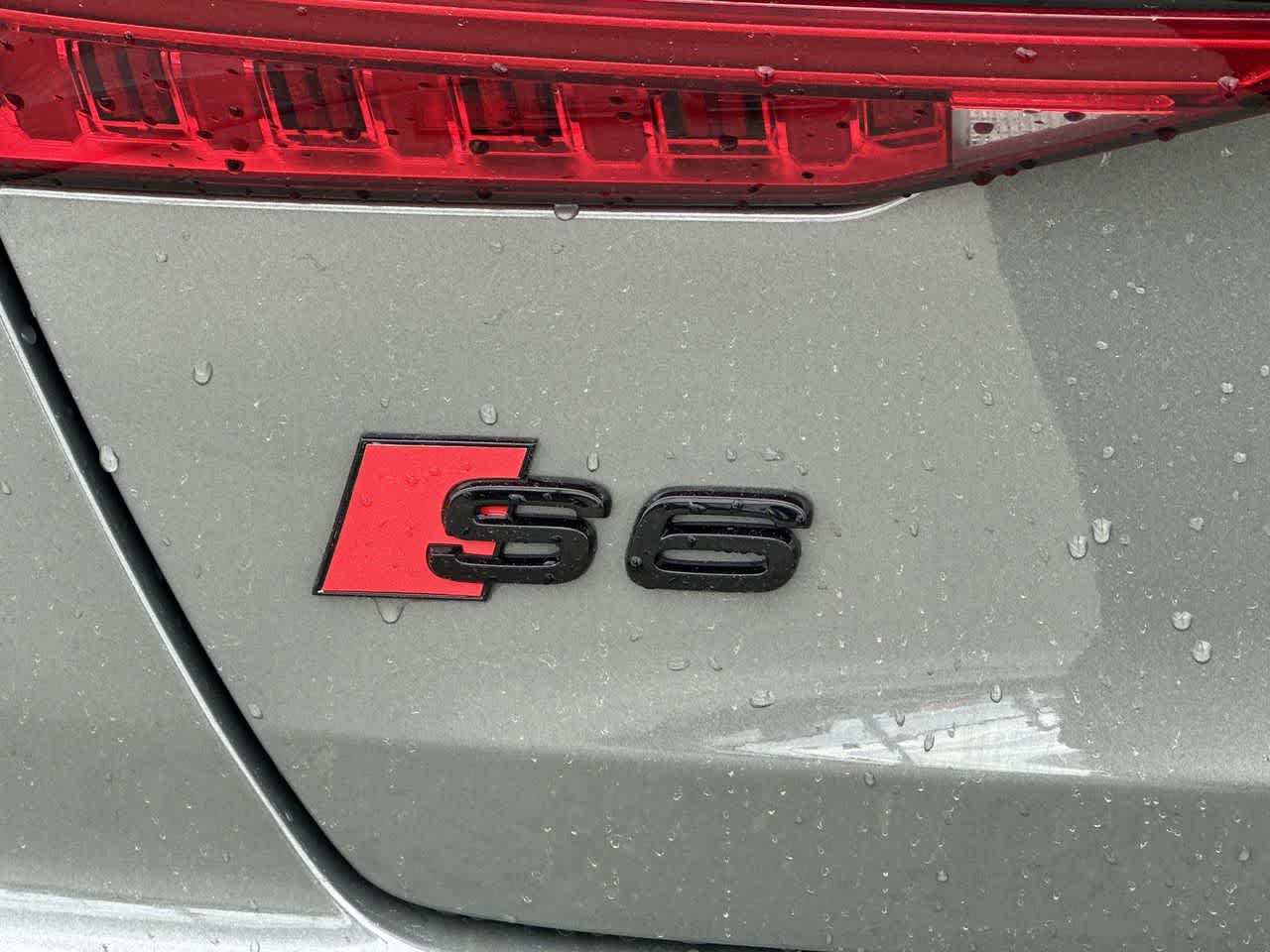 Thumbnail: 2022 Audi S6 - 24