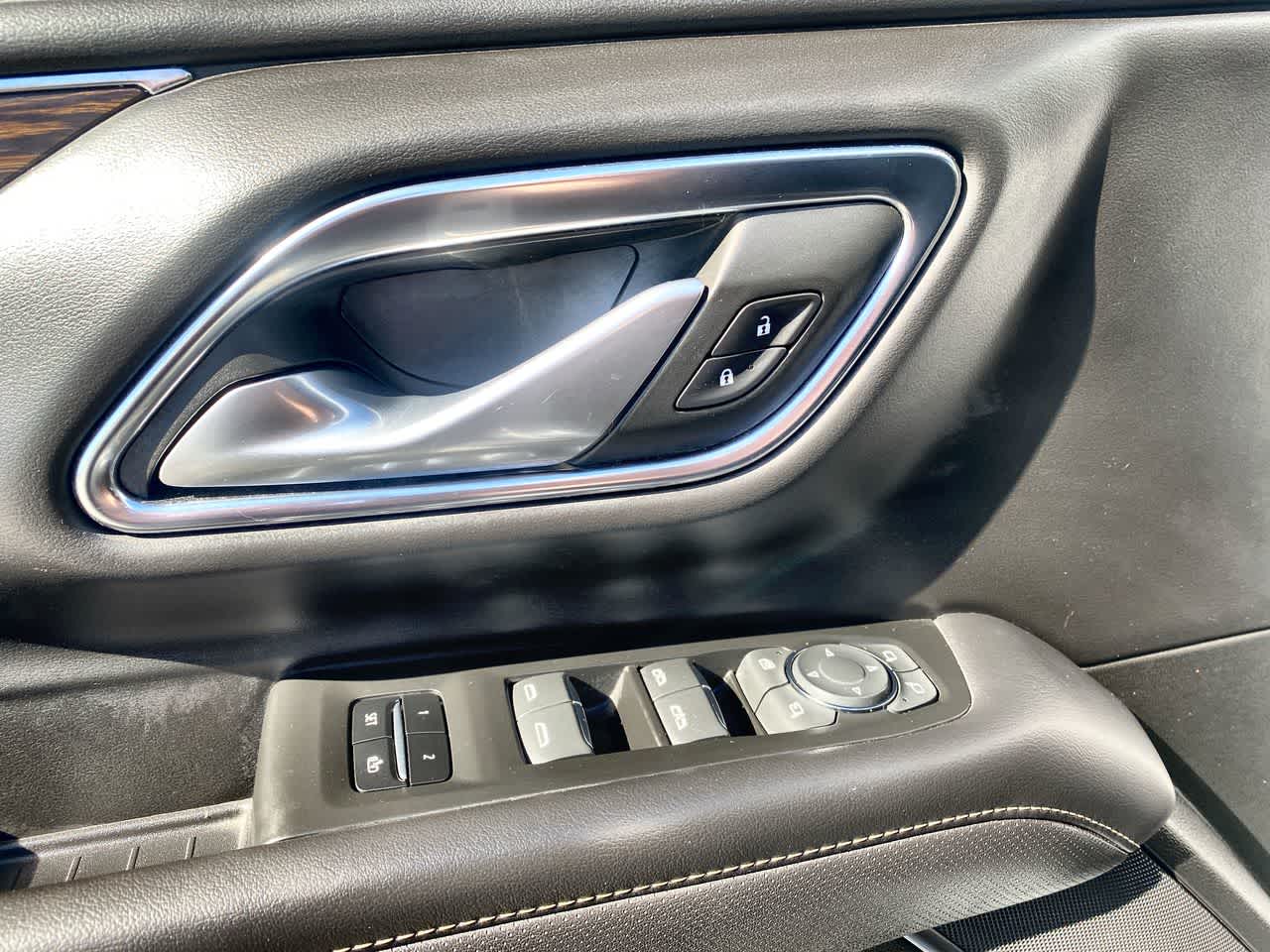 Thumbnail: 2022 Chevrolet Tahoe - 12