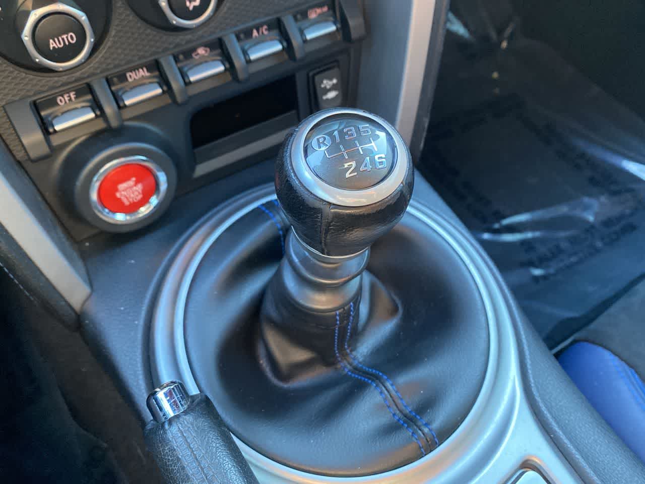 Thumbnail: 2015 Subaru BRZ - 18