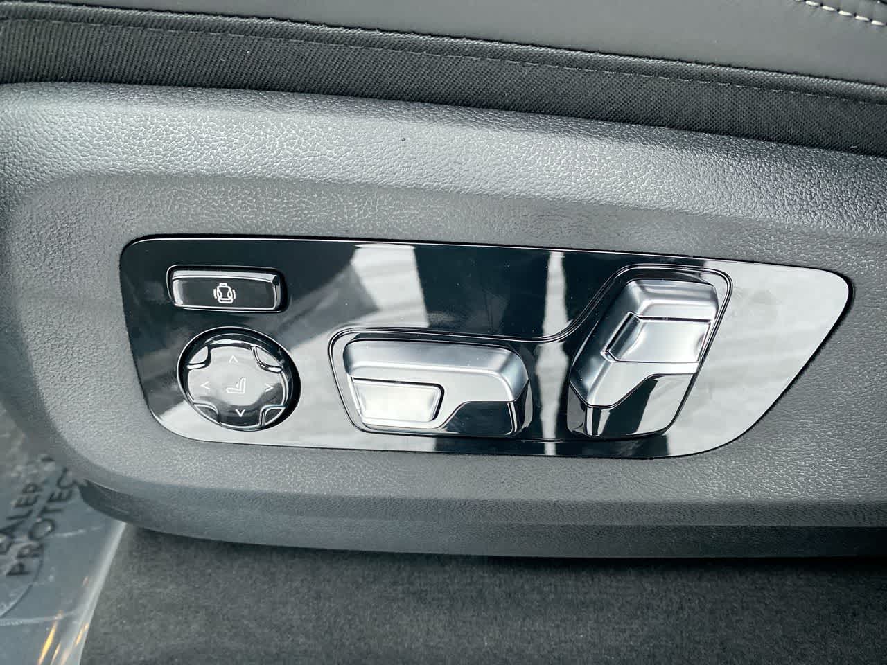 Thumbnail: 2025 BMW X5 - 5