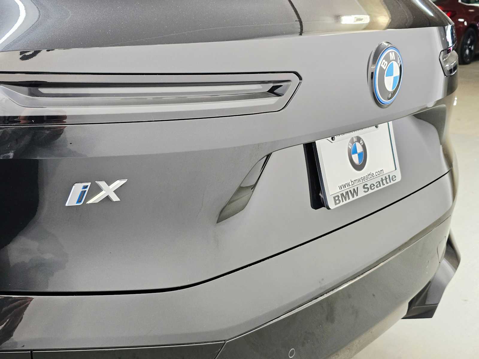 Thumbnail: 2024 BMW iX - 6