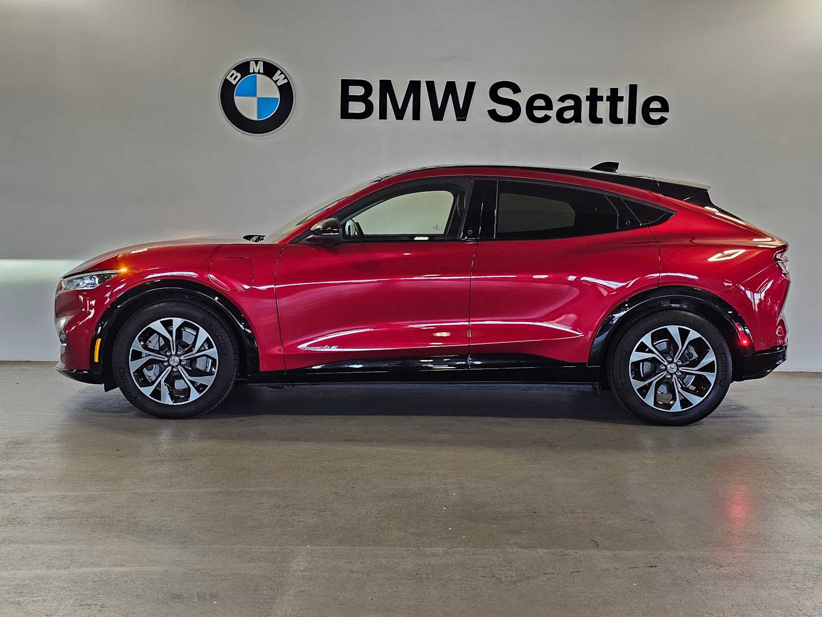 Thumbnail: 2021 Ford Mustang Mach-E - 3