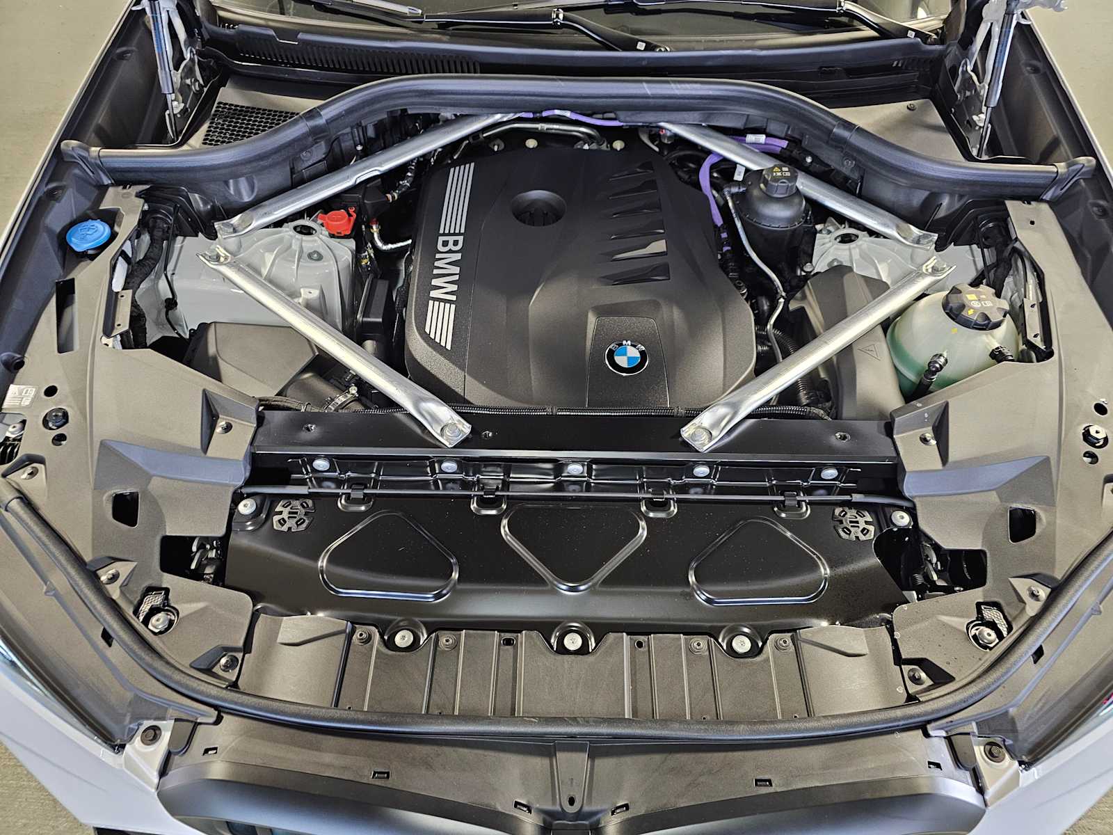 Thumbnail: 2026 BMW X5 - 9