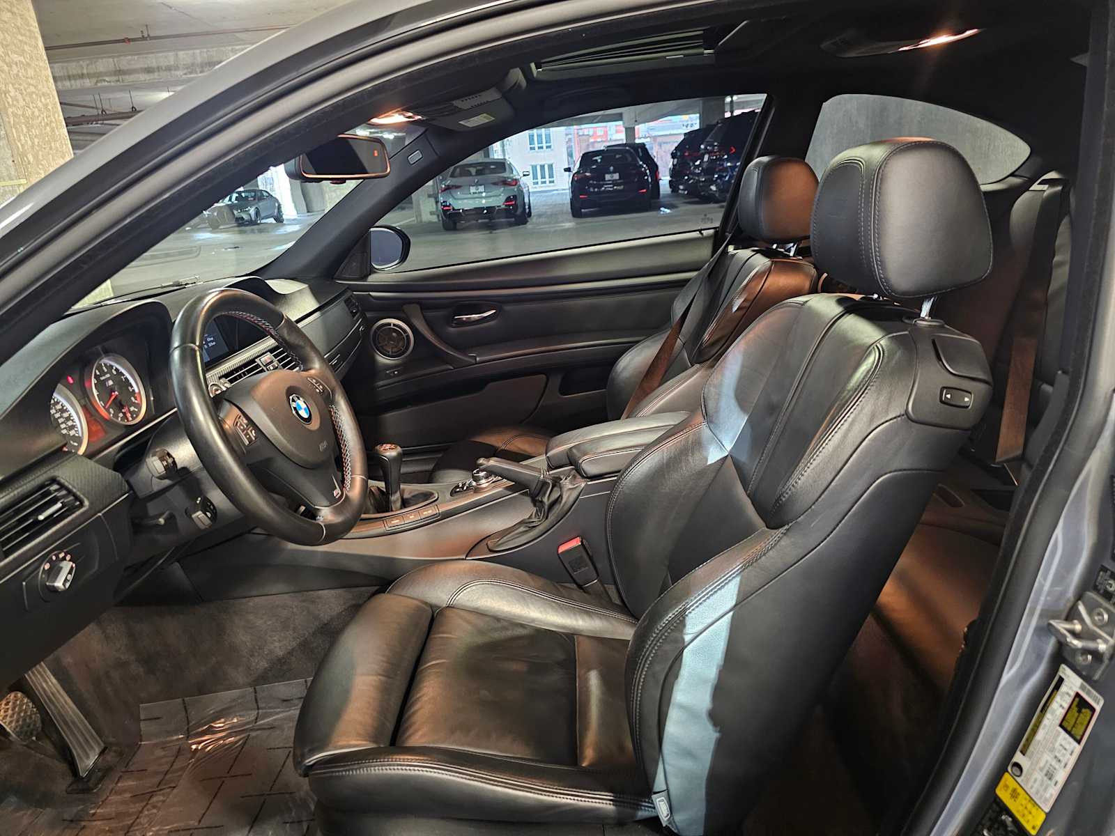 Thumbnail: 2011 BMW M3 - 30