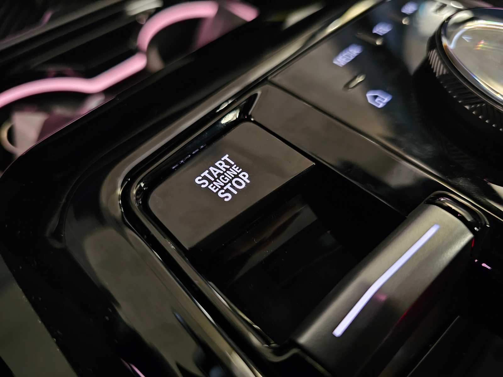 Thumbnail: 2026 BMW 5 Series - 25