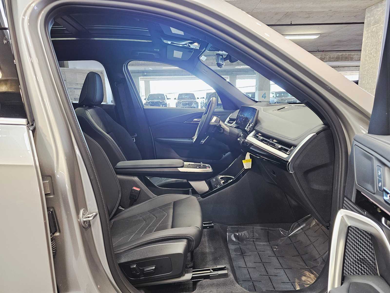 Thumbnail: 2025 BMW X1 - 27