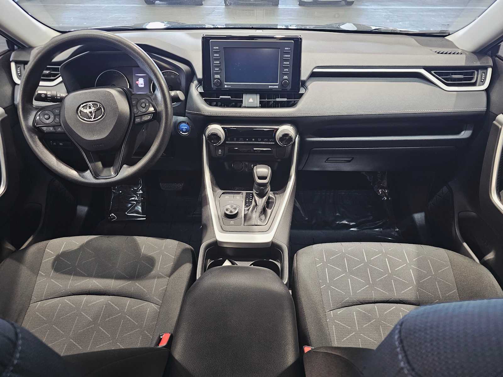 Thumbnail: 2021 Toyota RAV4 - 10