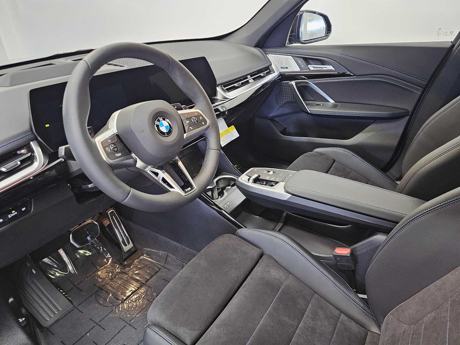 Thumbnail: 2025 BMW X1 - 2