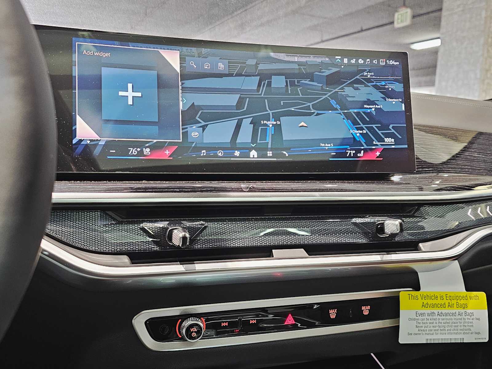 Thumbnail: 2026 BMW X7 - 16