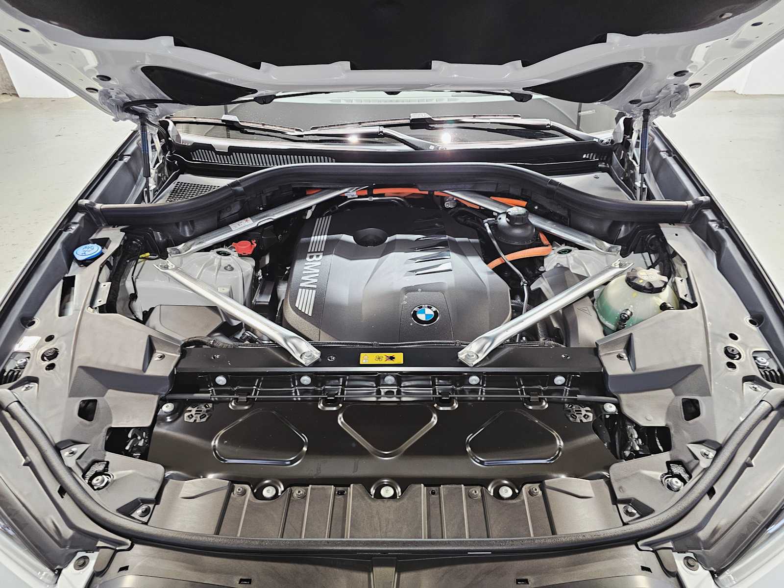 Thumbnail: 2026 BMW X5 - 9