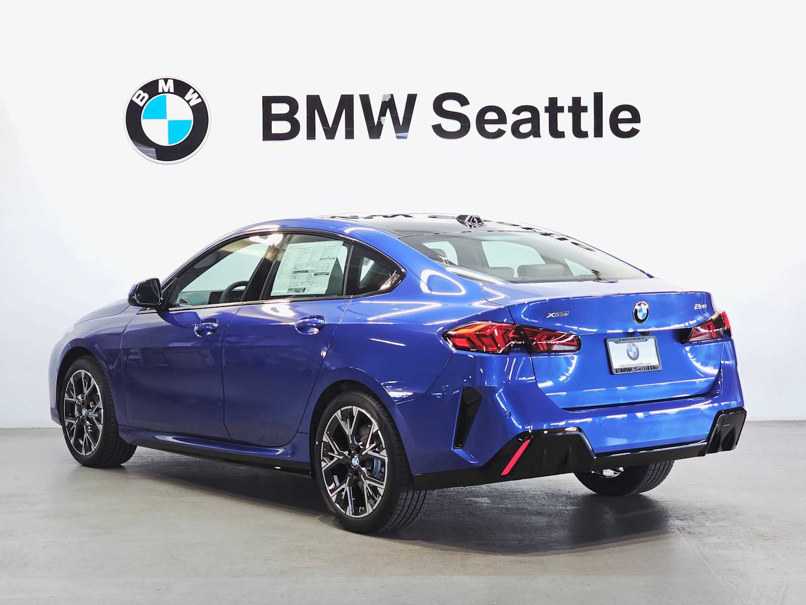 Thumbnail: 2025 BMW 2 Series - 4