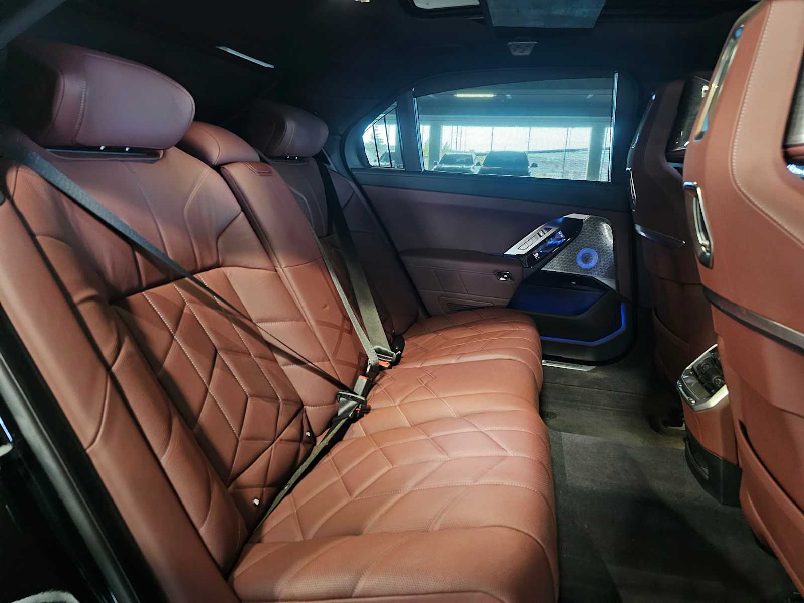 Thumbnail: 2025 BMW 7 Series - 13