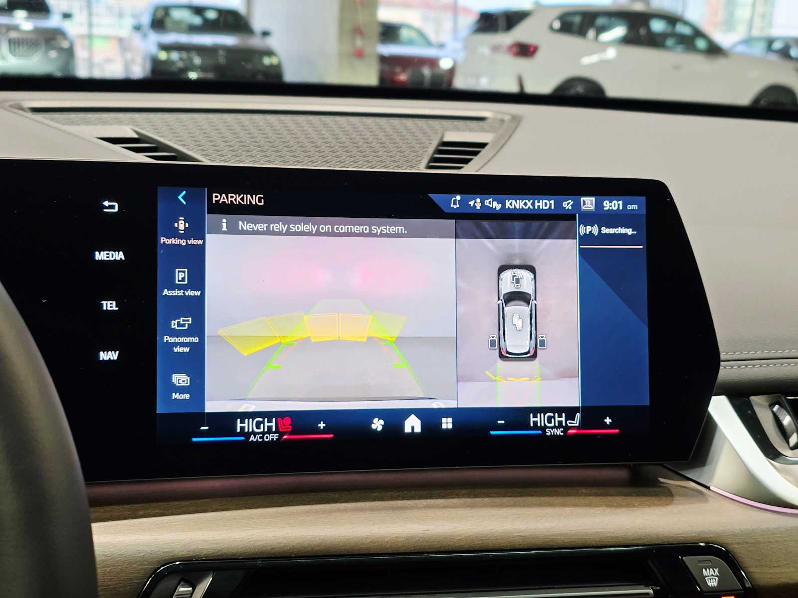 Thumbnail: 2026 BMW X1 - 13