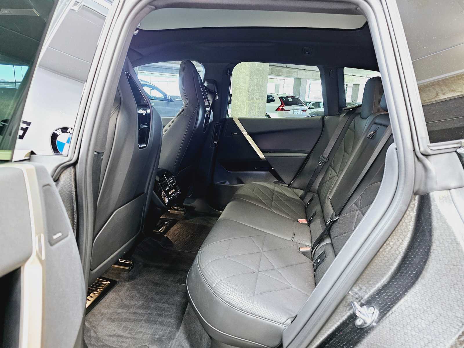 Thumbnail: 2024 BMW iX - 24