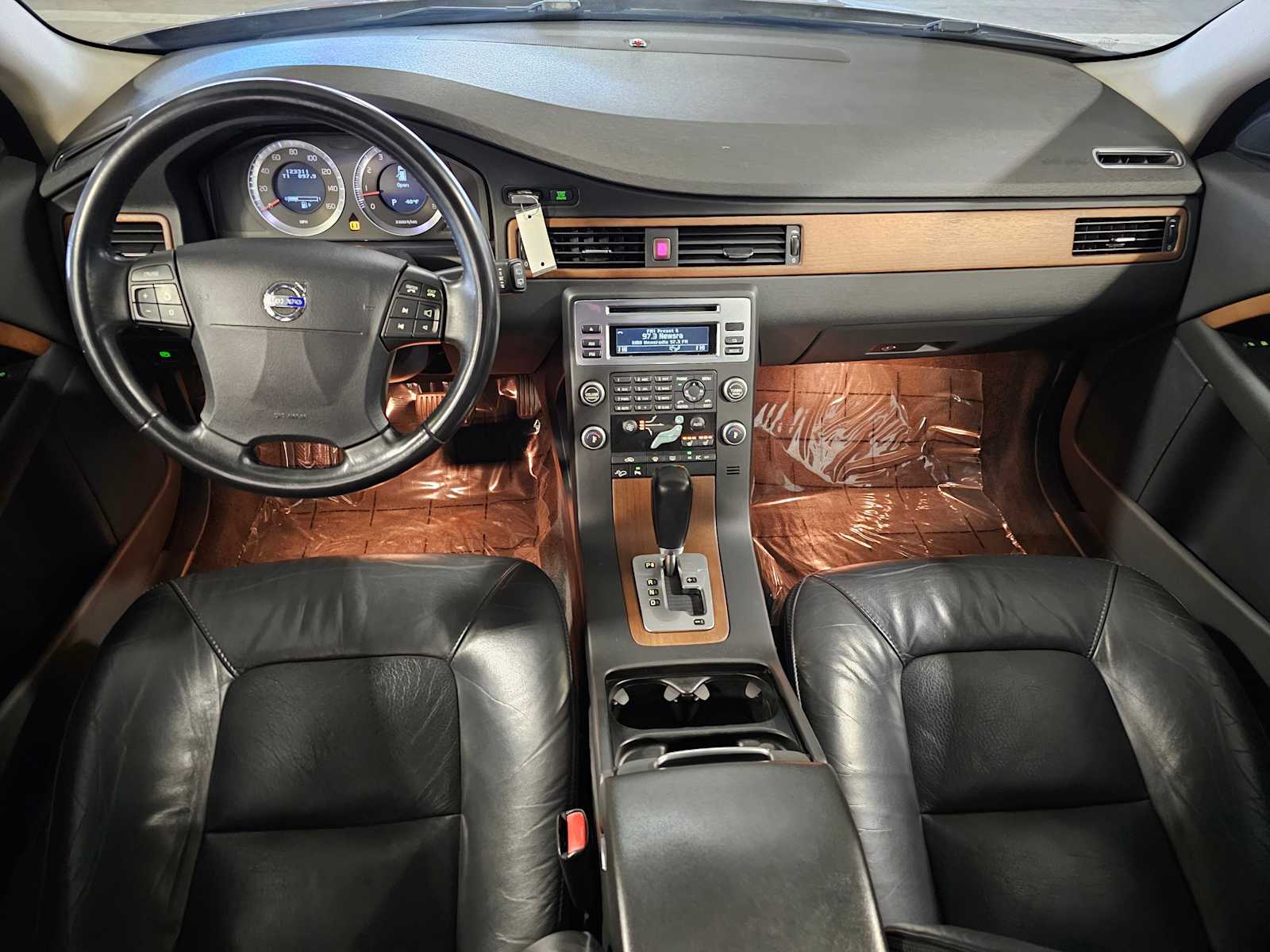 Thumbnail: 2009 Volvo XC70 - 10