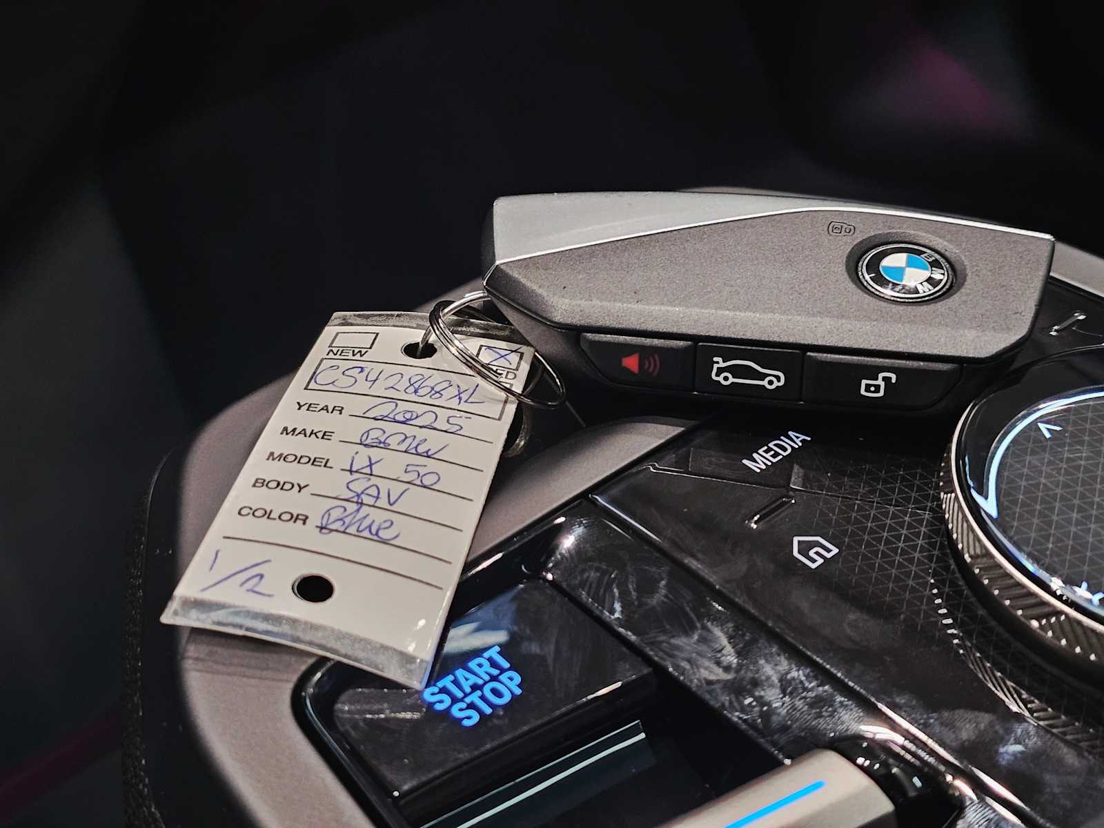 Thumbnail: 2025 BMW iX - 30