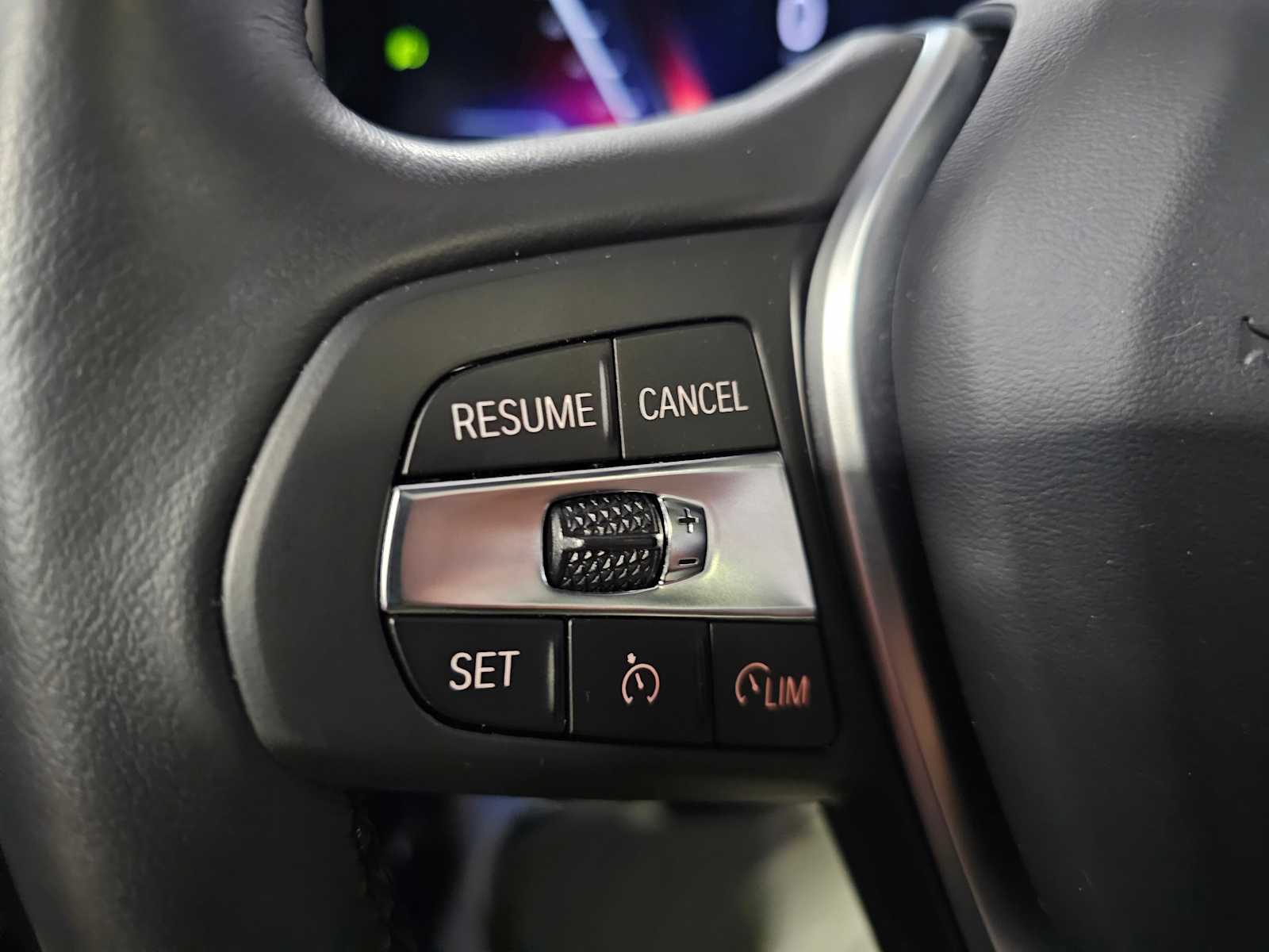 Thumbnail: 2023 BMW i4 - 22