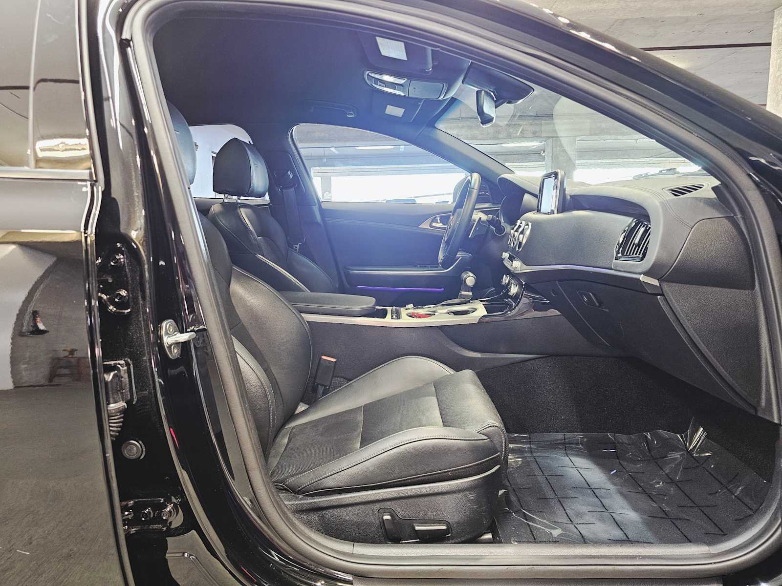 Thumbnail: 2020 Kia Stinger - 27