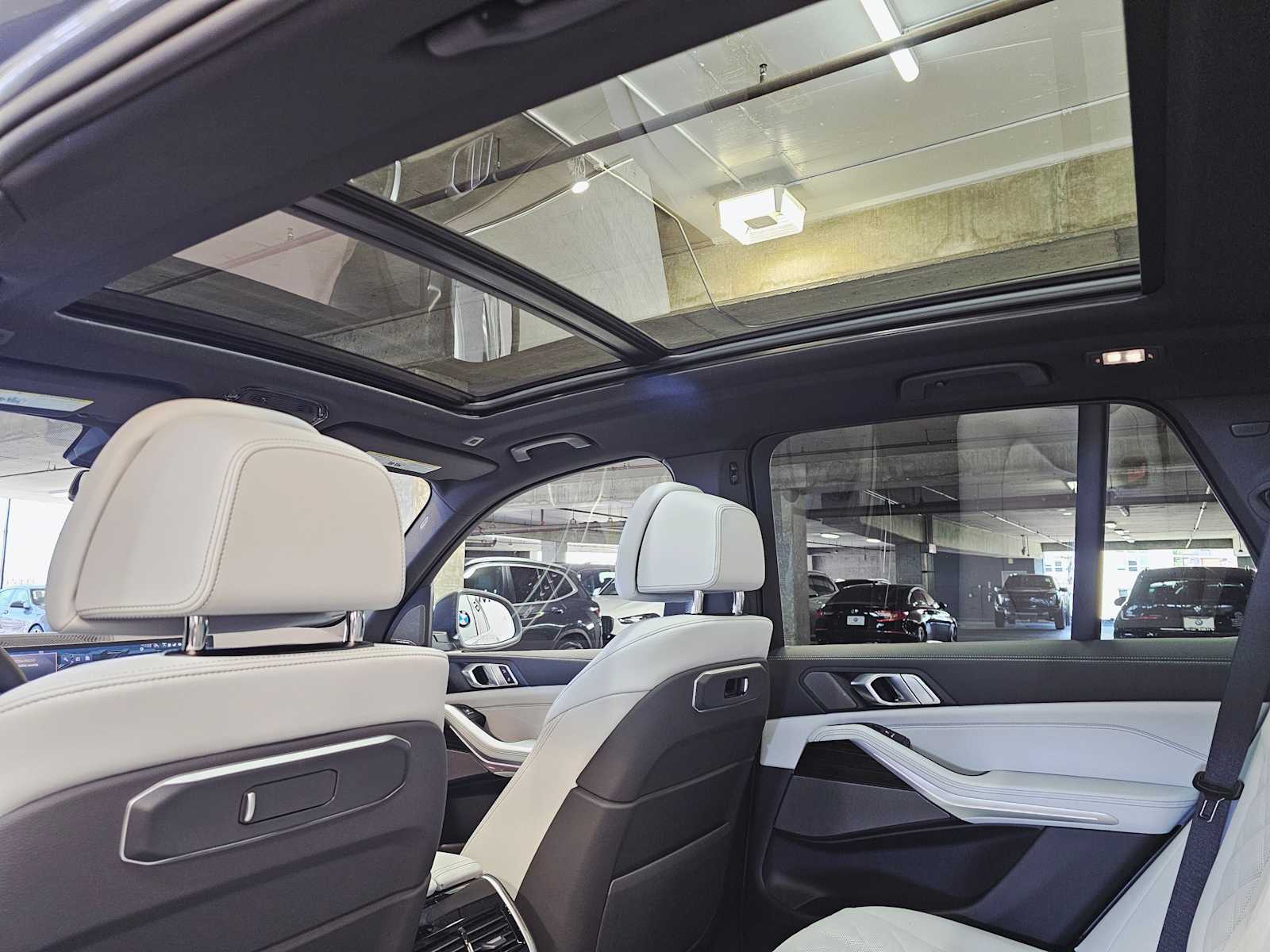 Thumbnail: 2026 BMW X5 - 26