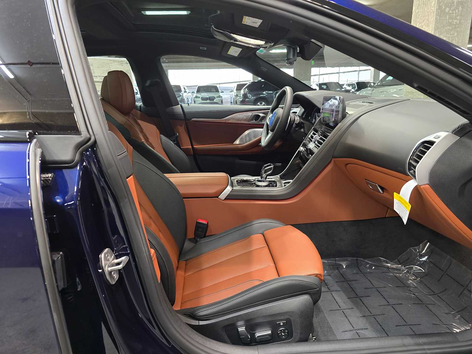 Thumbnail: 2026 BMW 8 Series - 32